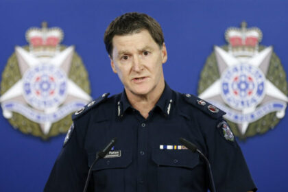 victoria’s-police-chief-steps-down-after-non-confidence-vote