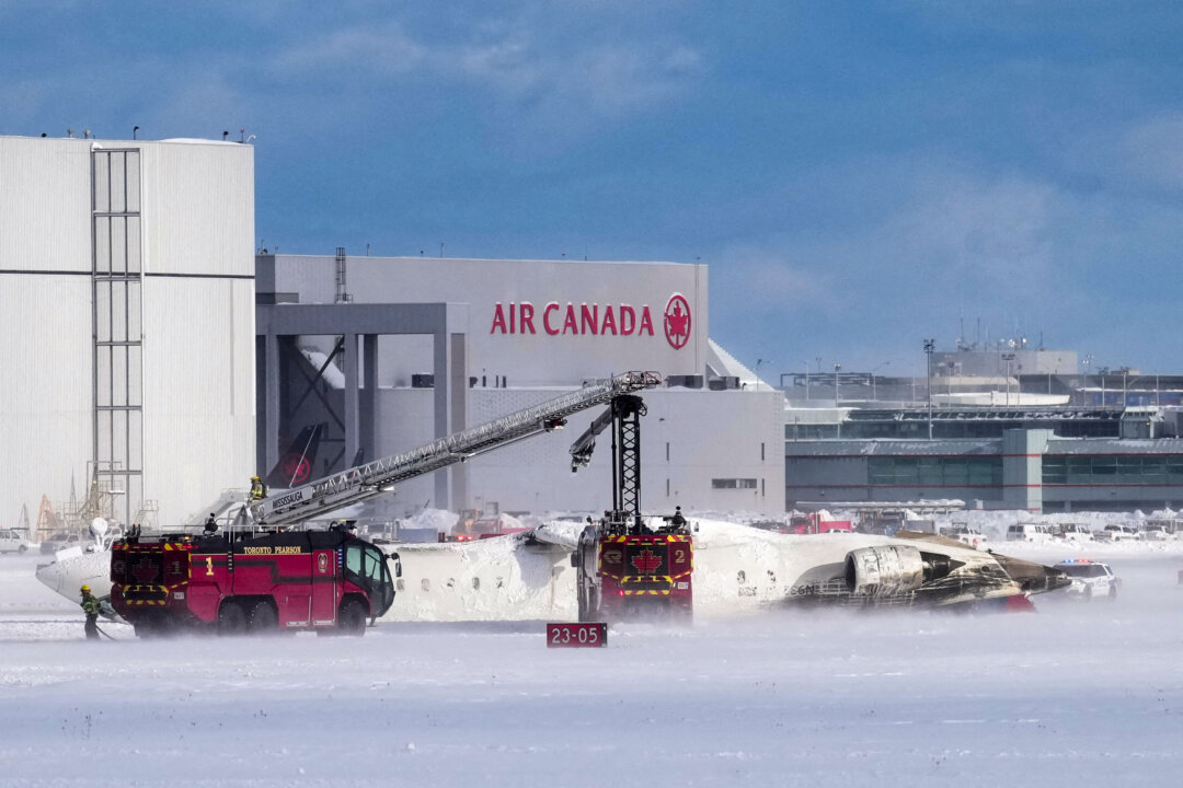 multiple-injuries-in-plane-crash-at-toronto’s-pearson-airport multiple-injuries-in-plane-crash-at-toronto’s-pearson-airport