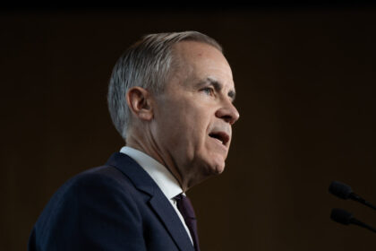 carney-vows-to-‘spend-less-and-invest-more,’-introduce-tax-cuts-if-he-becomes-liberal-leader