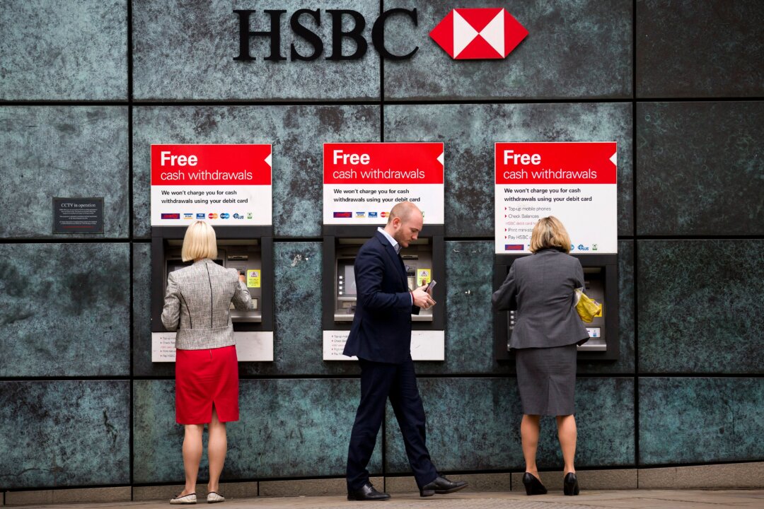 hsbc-delays-net-zero-goal-by-20-years,-as-us-financial-giants-walk-away-from-climate-finance-coalition