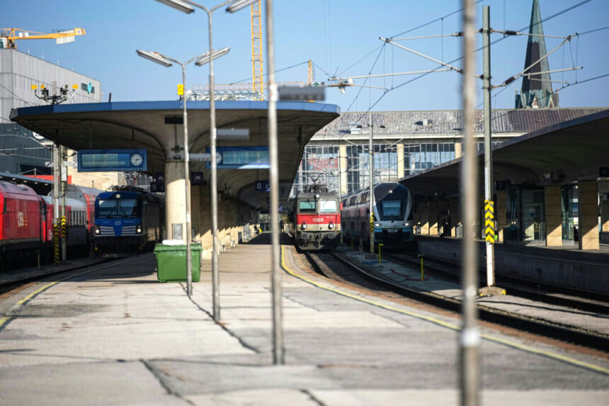 austrian-authorities-arrest-teenager-who-apparently-planned-attack-at-railway-station