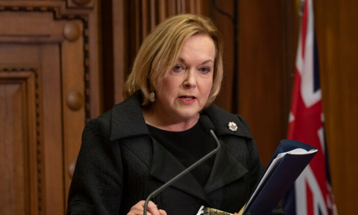 nz-defence-minister:-chinese-warships-near-australia-prove-‘distance-won’t-protect-us’