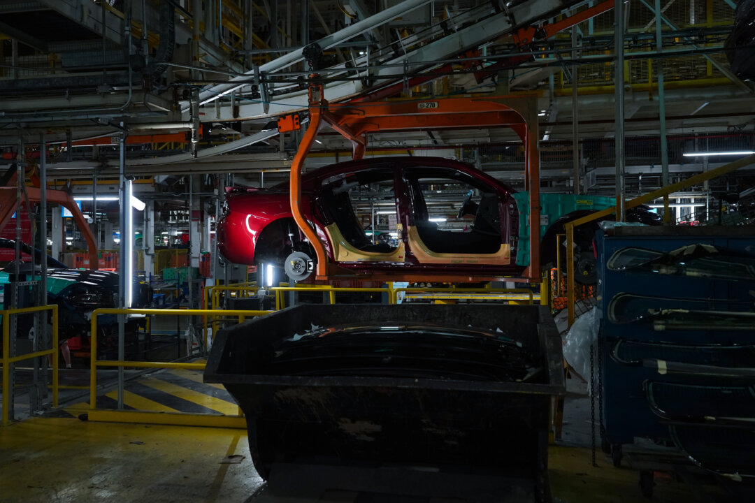 stellantis-halts-work-on-jeep-compass-at-brampton-plant stellantis-halts-work-on-jeep-compass-at-brampton-plant