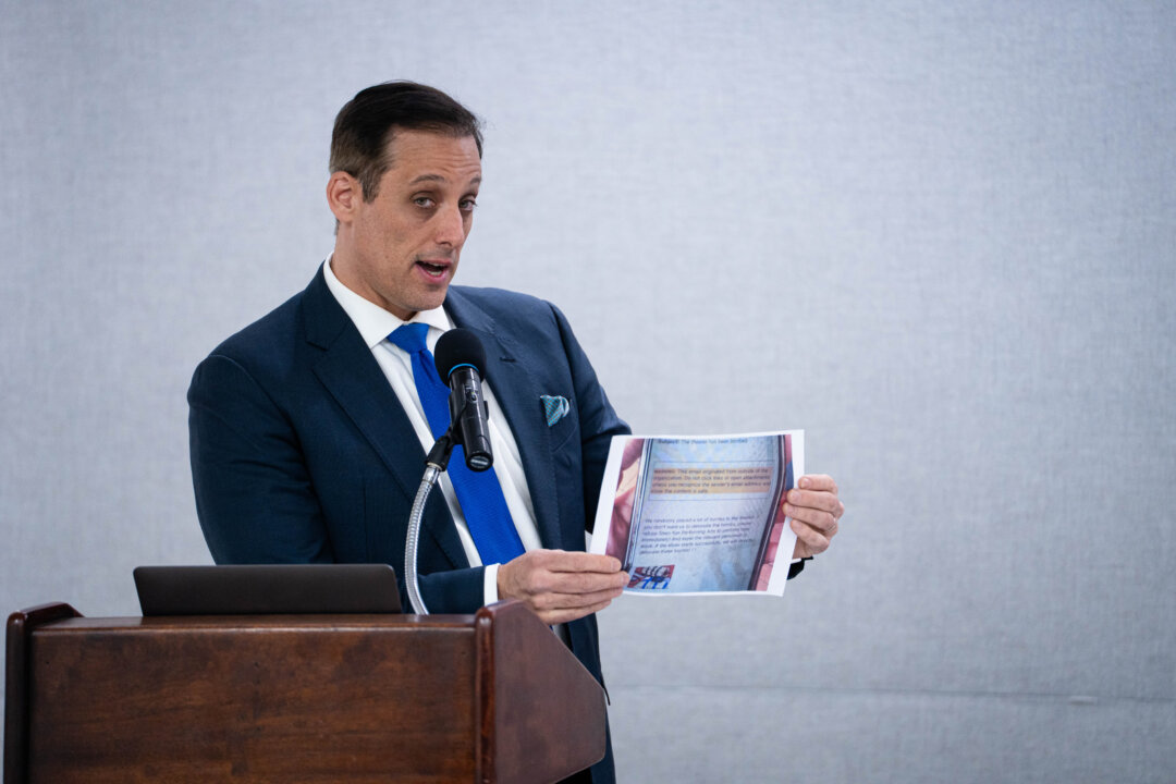 shen-yun-performing-arts-holds-press-conference-on-kennedy-center-bomb-threat shen-yun-performing-arts-holds-press-conference-on-kennedy-center-bomb-threat