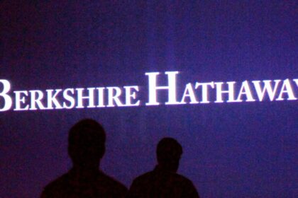 berkshire-hathaway-earnings-surge-on-strong-insurance-gains