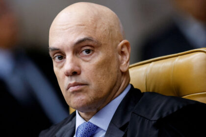 trump-media,-rumble-ask-us-court-to-issue-restraining-order-against-brazilian-judge