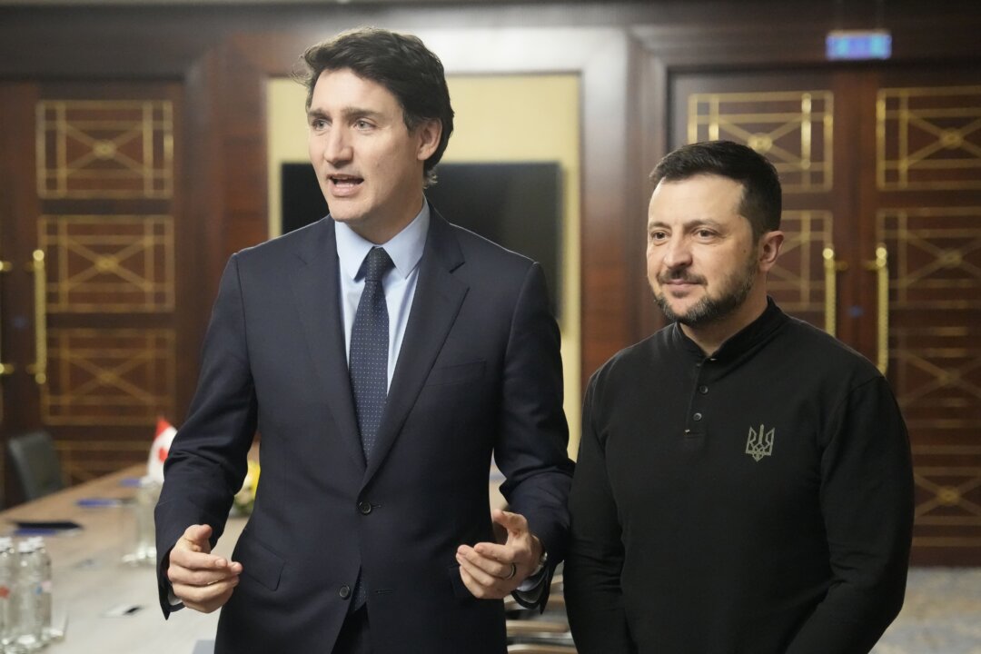 canada’s-pledged-$5-billion-military-aid-to-ukraine-to-be-funded-by-frozen-russian-assets:-feds