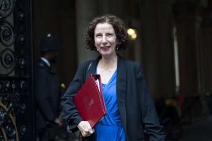 anneliese-dodds-quits-as-international-development-minister-over-aid-budget-cut