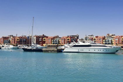 several-russian-tourists-killed-after-mini-submarine-sinks-off-red-sea-resort