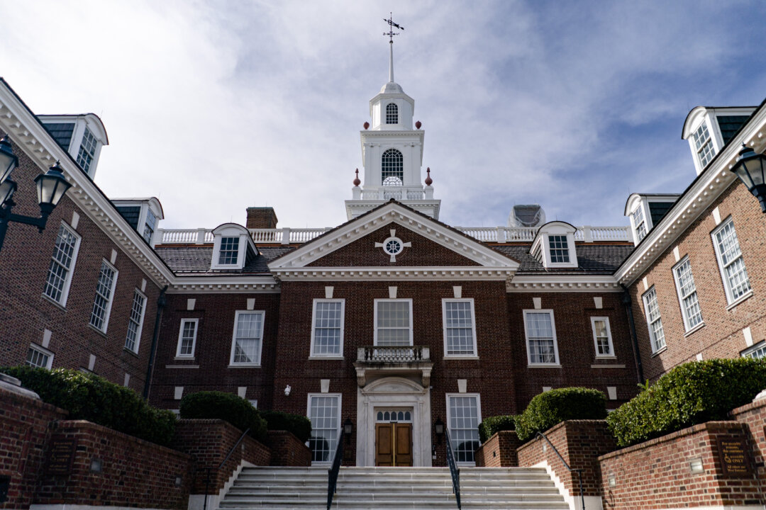 delaware-governor-signs-bill-to-prevent-corporate-exodus