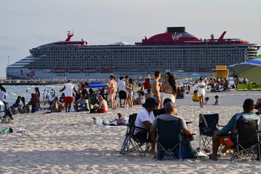 us-travel-season-starts-with-stronger-than-expected-spring-break