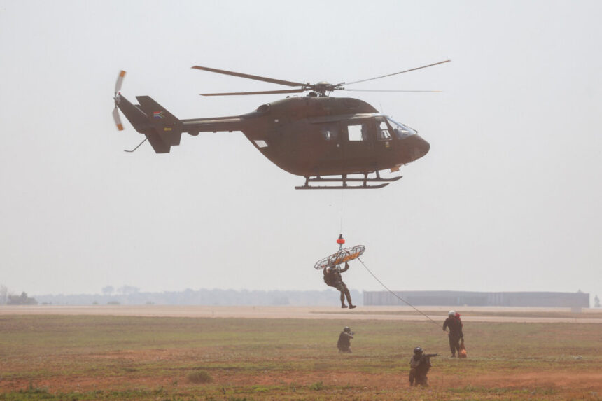 south-africa’s-army-is-in-meltdown,-say-analysts