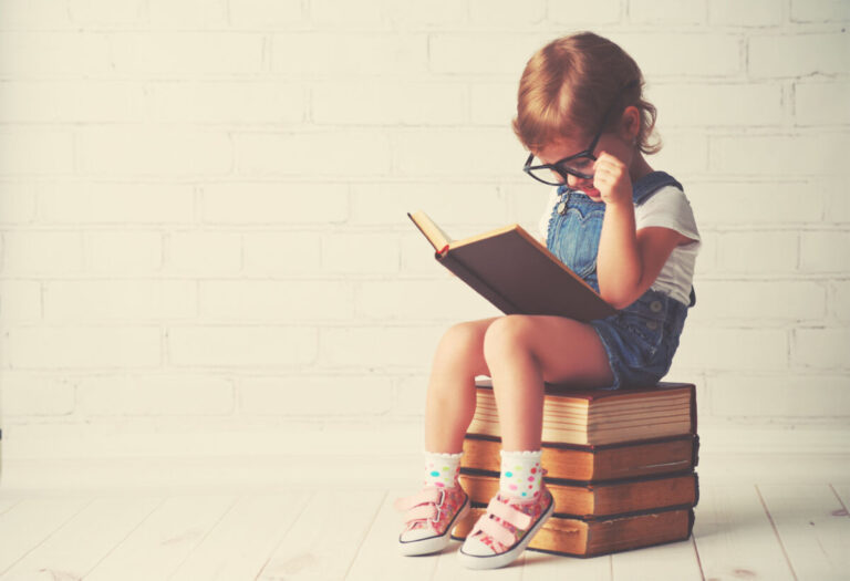 how-to-be-both-happy-and-well-informed