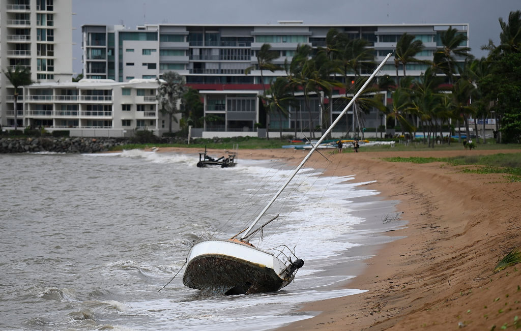 magnitude-4.4-quake-rattles-queensland-coast magnitude-4.4-quake-rattles-queensland-coast