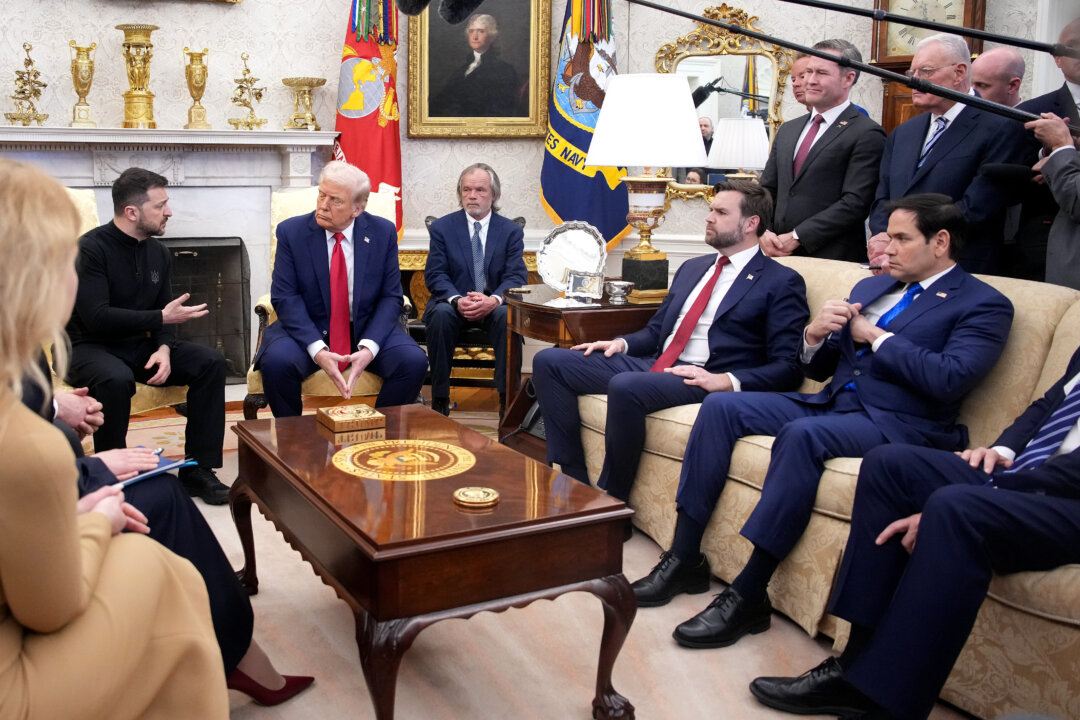 waltz:-us-officials-advised-trump-not-to-go-ahead-with-zelenskyy-meeting-after-oval-office-clash waltz:-us-officials-advised-trump-not-to-go-ahead-with-zelenskyy-meeting-after-oval-office-clash
