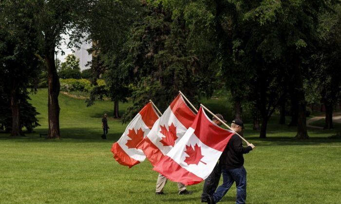 as-tariffs-on-canada-approach,-here’s-how-small-business-employers-can-help