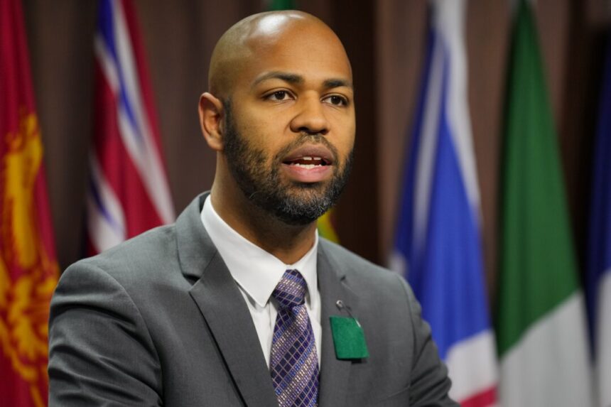 ottawa-files-notice-to-intervene-in-supreme-court-hearing-on-secularism-bill