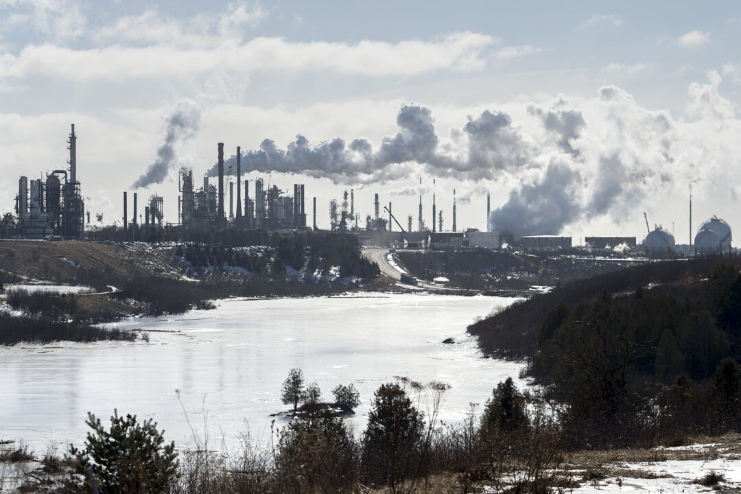 in-maine,-gas-price-increases-linked-to-us-tariff-on-canadian-imports in-maine,-gas-price-increases-linked-to-us-tariff-on-canadian-imports