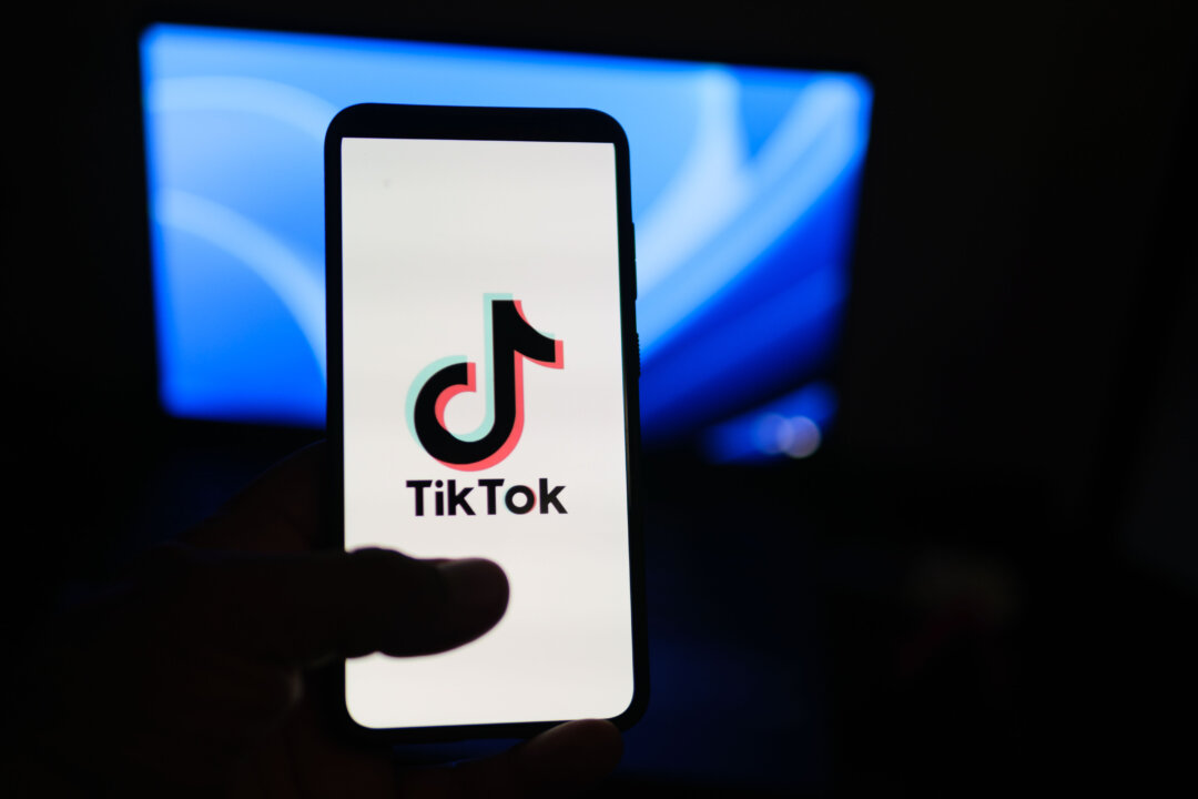 trump-says-he-‘probably’-will-extend-tiktok-divestment-deadline-if-necessary