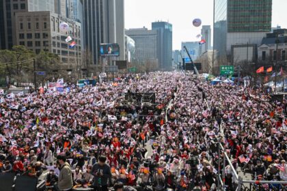 south-korean-president-released-from-custody,-tens-of-thousands-gather-to-celebrate,-protest