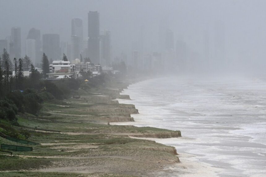 over-1100mm-of-rain-dumped-on-gold-coast-suburb-as-brisbane-continues-recovery-effort