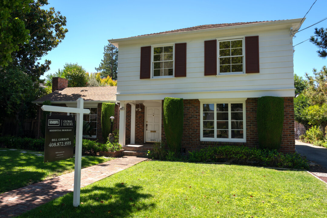 homeowners-in-california’s-big-cities-stay-put-nearly-twice-as-long-as-national-average,-report-finds