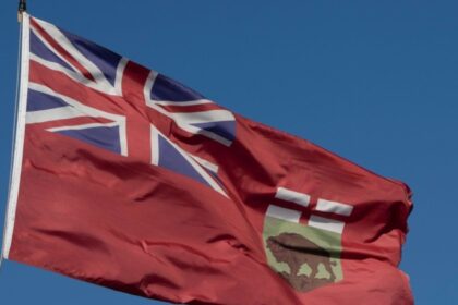 new-law-leads-amazon-to-end-sales-of-long-bladed-weapons-in-manitoba