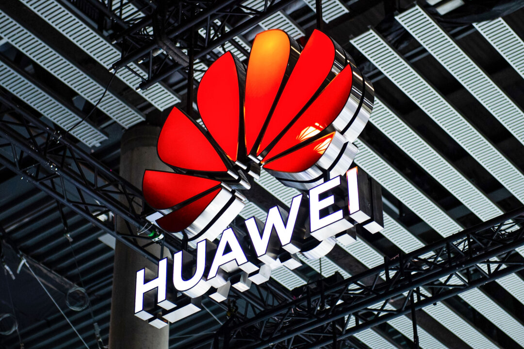 eu-temporarily-bans-huawei-lobbyists-amid-corruption-probe