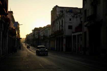 cuba-begins-restoring-power-to-capital-havana-and-outlying-provinces