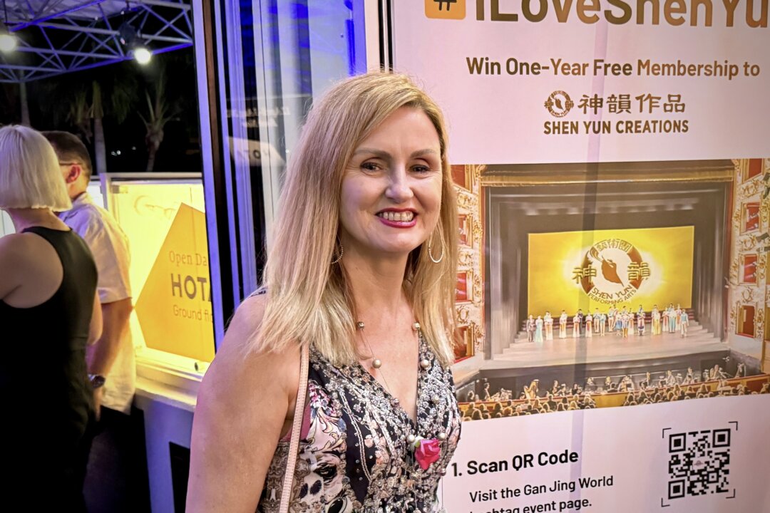 an-alluring-depth-of-colour:-film-producer-praises-shen-yun’s-aesthetic