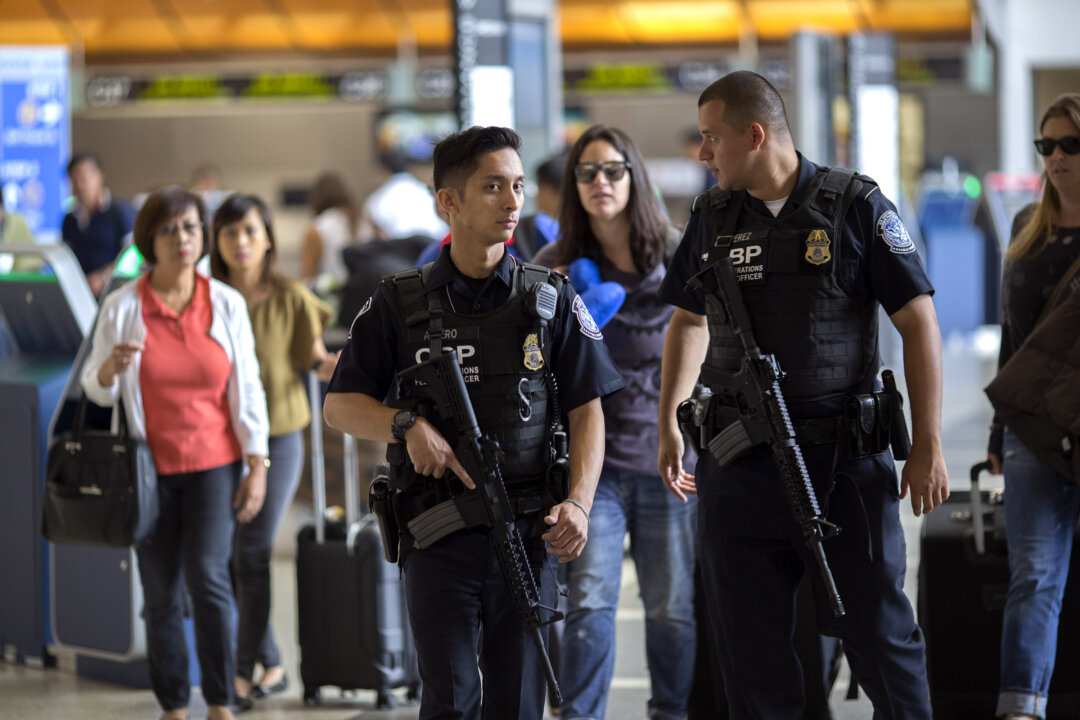 germany-warns-its-citizens-of-stricter-us-immigration-enforcement-at-borders germany-warns-its-citizens-of-stricter-us-immigration-enforcement-at-borders