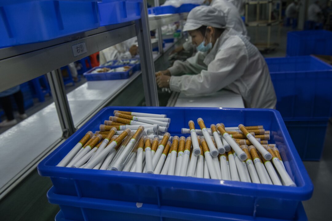 congressmen-call-on-federal-agencies-to-curb-chinese-vape-smuggling