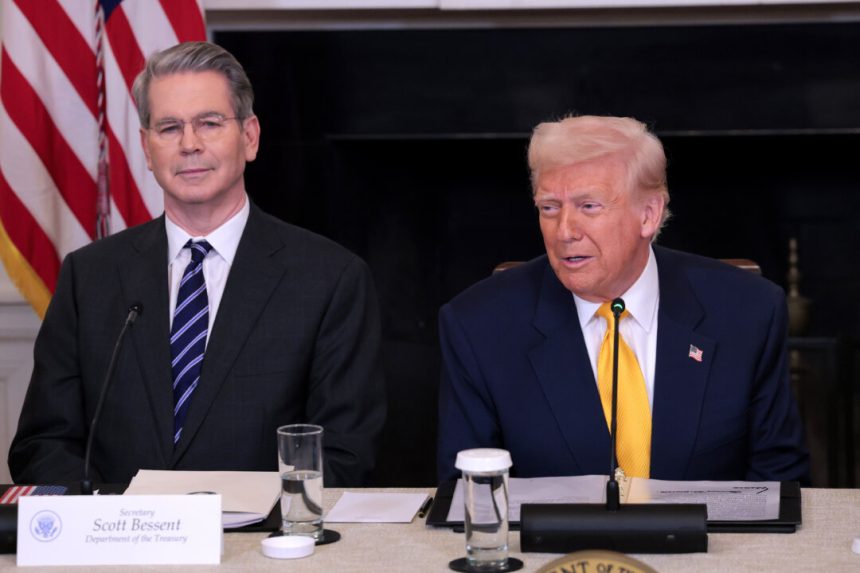 no-recession-in-sight…-say-scott-bessent-and-jerome-powell