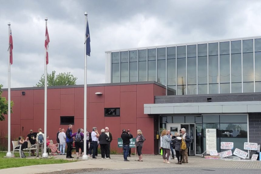 ottawa-officer-found-guilty-of-discreditable-conduct-for-probing-covid-vaccine,-child-deaths-link