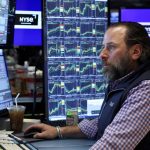 first-quarter-market-recap:-us-stocks-tumble,-gold-shines-amid-rising-uncertainty