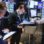 us-markets-down-upon-global-tariff-announcement