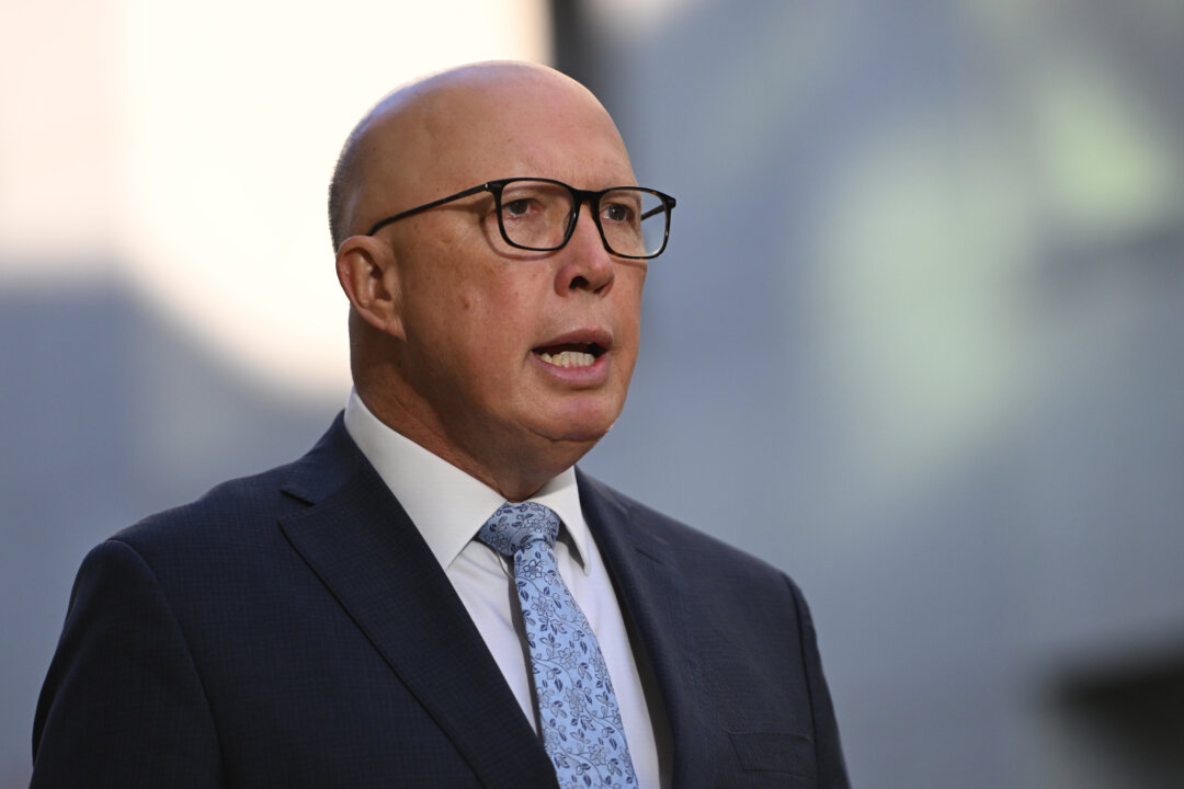 dutton-to-slash-number-of-international-students-to-australia