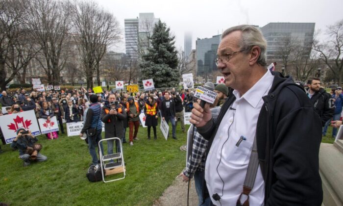 ontario-covid-rules-barring-protests-unconstitutional,-says-the-province’s-top-court