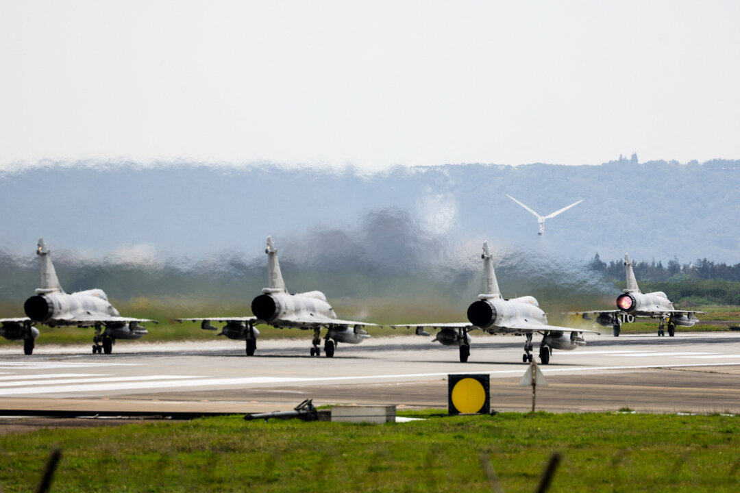 5-major-flaws-exposed-in-ccp’s-taiwan-strait-military-drills