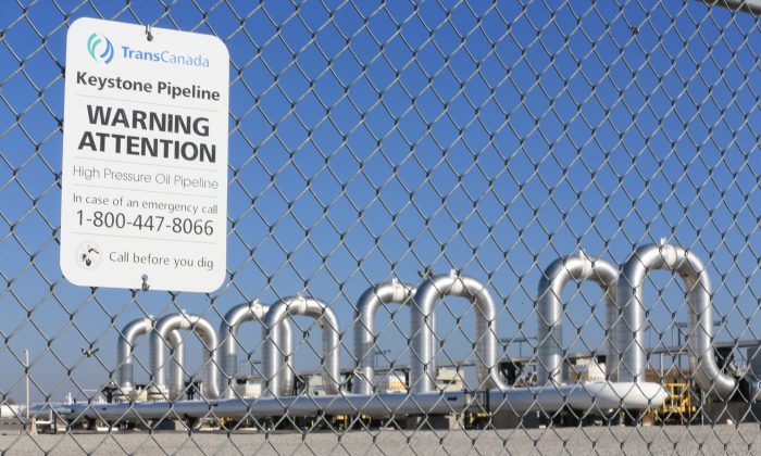keystone-pipeline-shut-down-after-rupture-in-north-dakota,-oil-spill-contained