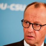 german-conservatives-strike-coalition-deal-with-social-democrats