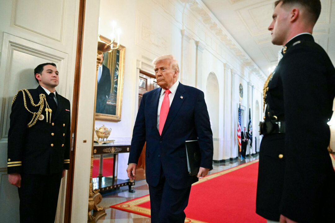 markets-surge-after-trump-pauses-most-new-tariffs-for-90-days,-except-for-china markets-surge-after-trump-pauses-most-new-tariffs-for-90-days,-except-for-china