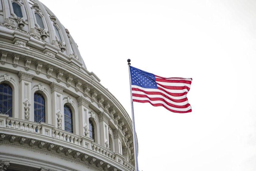 china-is-targeting-us-gov’t-employees-with-job-opportunities,-intelligence-agency-warns