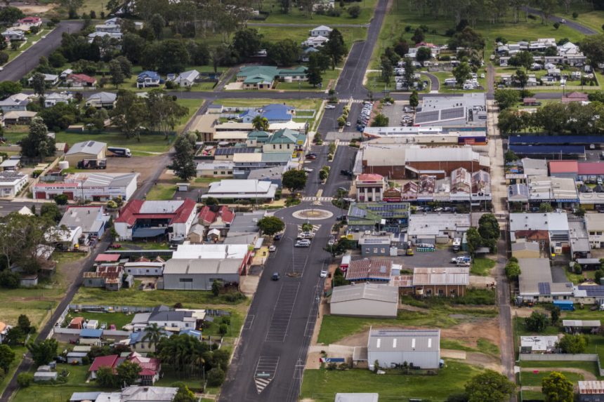 coalition-unveils-new-$20-billion-fund-for-regions,-infrastructure