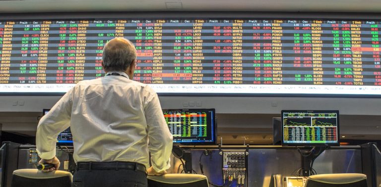 trump-tariff-chaos:-radical-uncertainty-will-likely-make-companies-delay-investments
