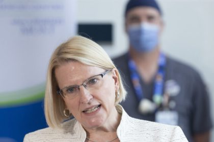 ontario-aims-to-establish-80-primary-care-teams-for-300,000-patients