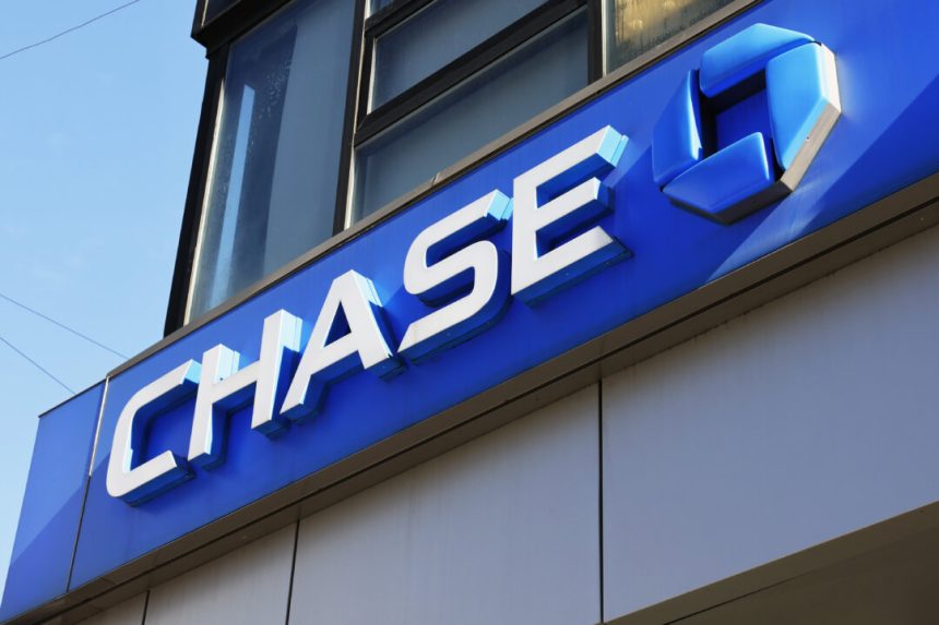 jpmorgan-rides-market-volatility-with-strong-revenues-and-earnings