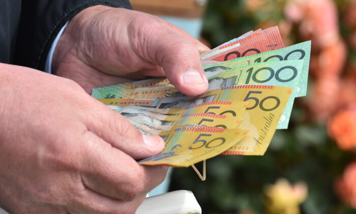 more-victims-revealed-in-super-hack-netting-$750,000