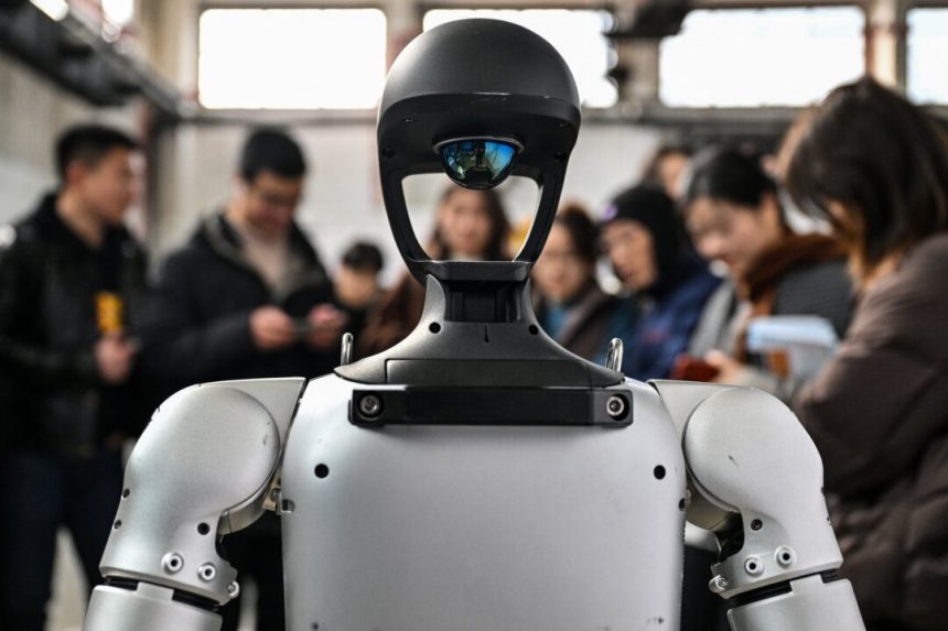 ai-goes-from-guesswork-to-phd-level-science-in-just-2-years:-researcher