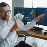 the-rush-into-money-market-funds:-should-you-invest?